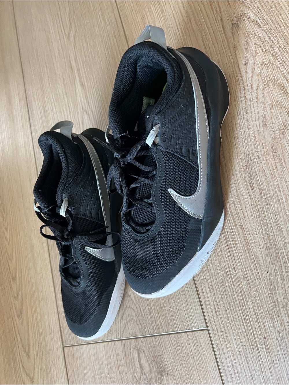 Nike Kids Black Basketball Shoes - Picture 2 of 7